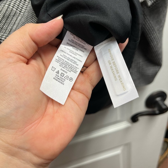 Loft Plus NWT Size 16 Black and White Plaid Blazer - Picture 3 of 5